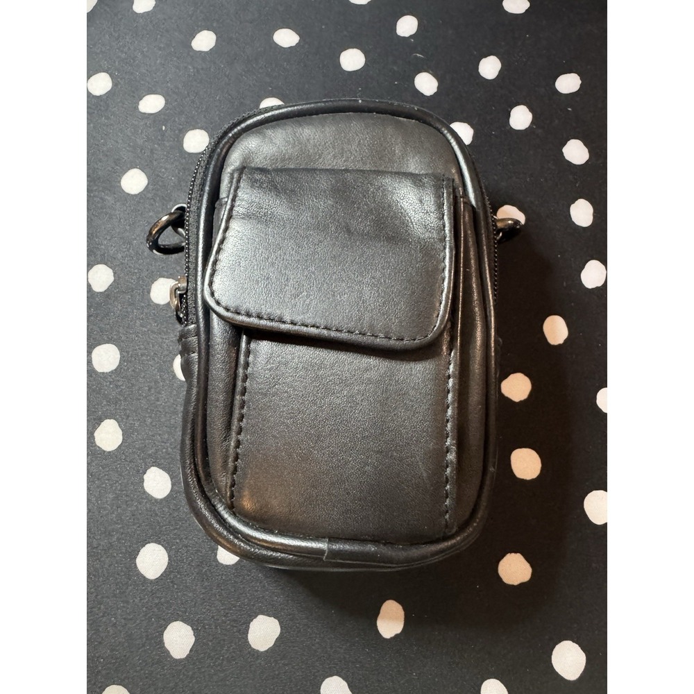 Quantaray Supple Leather Black Padded Point & Shoot Camera Case Bag Zip Pocket